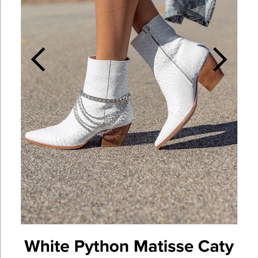 Matisse white python Caty bootie never worn!